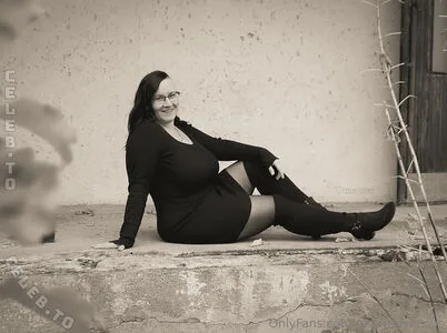 Ms Curvylicous OnlyFans Leaked Free Thumbnail Picture - #5MBfgGGpDm