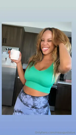 Msaugustskye OnlyFans Leaked Free Thumbnail Picture - #IIQMHv8Asc