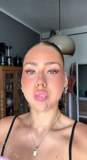 Mthlara OnlyFans Leaked Free Thumbnail Picture - #6DvoGC7H99