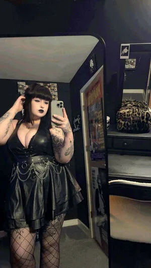 Museofthedamned OnlyFans Leaked Free Thumbnail Picture - #I1ChH1olne