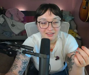 Mxmtoon OnlyFans Leaked Free Thumbnail Picture - #2gp2tao9tb