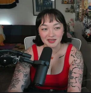 Mxmtoon OnlyFans Leaked Free Thumbnail Picture - #SS9K6tHk4I