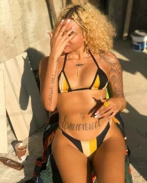 Nabrisa OnlyFans Leaked Free Thumbnail Picture - #HN1Fiblmar