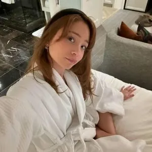 Nadia Goh Thumbnail Picture