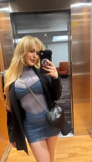 Nadyasonika Thumbnail Picture