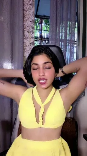 Naina OnlyFans Leaked Free Thumbnail Picture - #0Pz2buUy2A