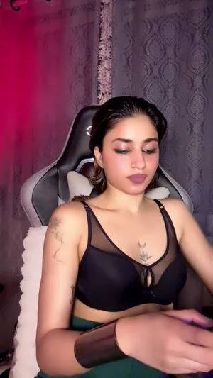 Naina OnlyFans Leaked Free Thumbnail Picture - #mFRQY6wU3D