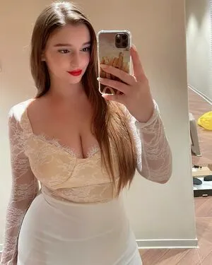 Nanuca Nana Thumbnail Picture