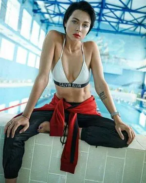 Nastassja Samburskaya Thumbnail Picture