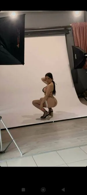 Natalia Bums Thumbnail Picture