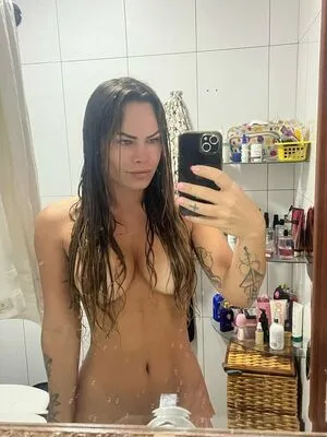 Natalia Casassola Thumbnail Picture