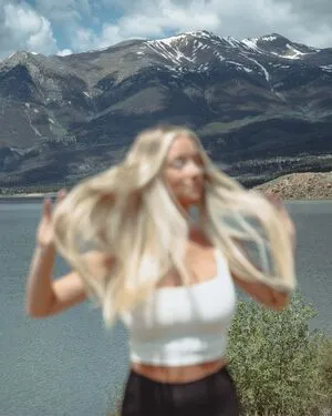 Natalie Hooper Thumbnail Picture