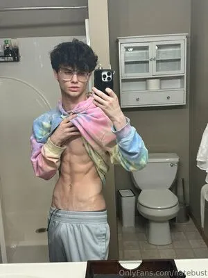 Natebust Thumbnail Picture
