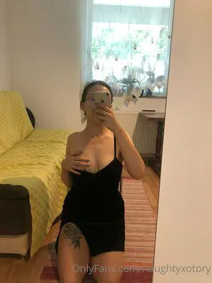 Naughtyxotory Thumbnail Picture