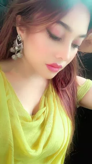 Nazmee Jannat Thumbnail Picture