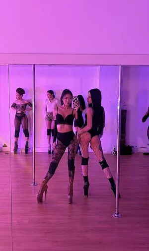 Neliwr OnlyFans Leaked Free Thumbnail Picture - #2ROPffJE8Y