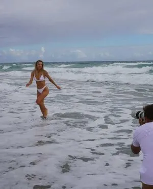 Nelly Korda Thumbnail Picture