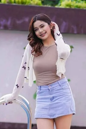 Nerizza Roque Thumbnail Picture