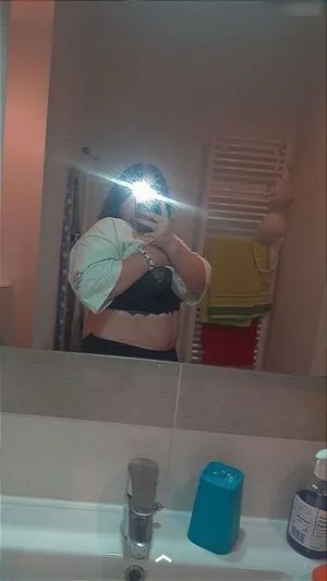 Netflixandjill Thumbnail Picture