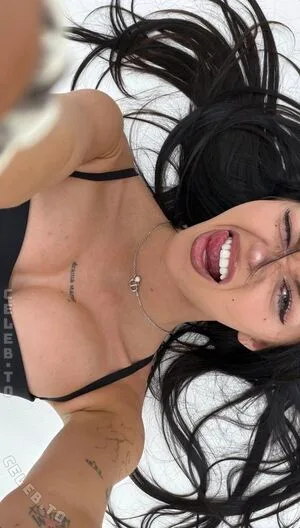 Nevaaadaa Thumbnail Picture