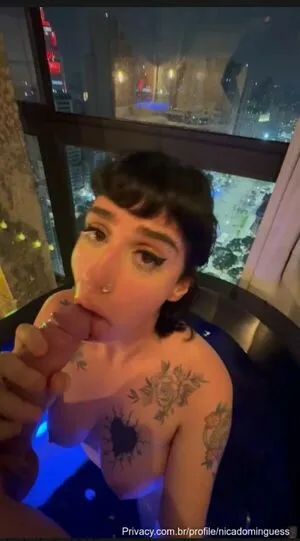 Nica Domingues Thumbnail Picture
