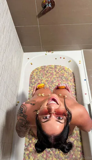 Niccdw OnlyFans Leaked Free Thumbnail Picture - #abKwWFoKV2