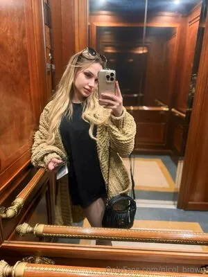 Nicol Brown OnlyFans Leaked Free Thumbnail Picture - #8RepFRK1UG