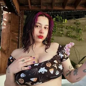 Nicsofadiaz Thumbnail Picture