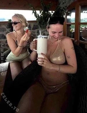 Nika Sofie OnlyFans Leaked Free Thumbnail Picture - #ieSKdv3L8v