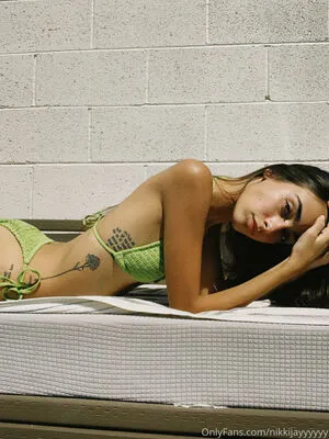 Nikki Jayy Thumbnail Picture