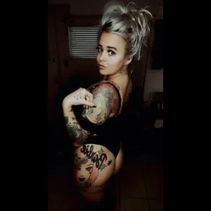 Nikki N9ne Thumbnail Picture