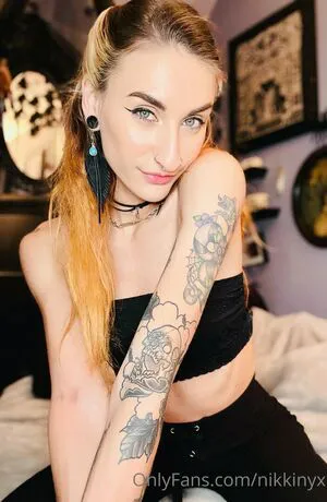 Nikki Nyx Thumbnail Picture