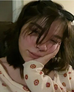 Nikkiinatural Thumbnail Picture