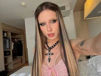 Nikkita Ts Thumbnail Picture