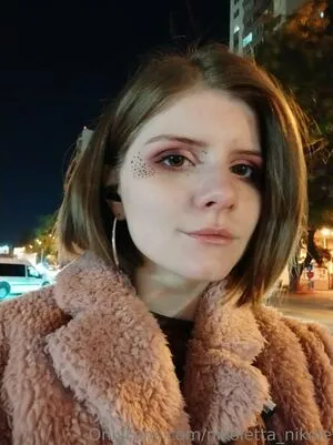 Nikoletta Nikole Thumbnail Picture