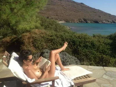 Nikoletta Ralli Thumbnail Picture