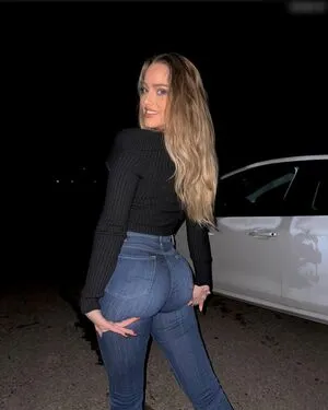 Nikolina Nikolic Thumbnail Picture