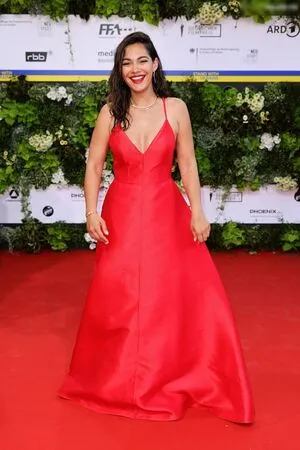 Nilam Farooq Thumbnail Picture
