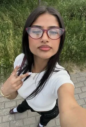 Niloo Wlz OnlyFans Leaked Free Thumbnail Picture - #fNJVFots94
