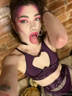 Nixi Xs Thumbnail Picture