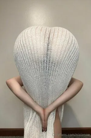 Nixienoe Thumbnail Picture