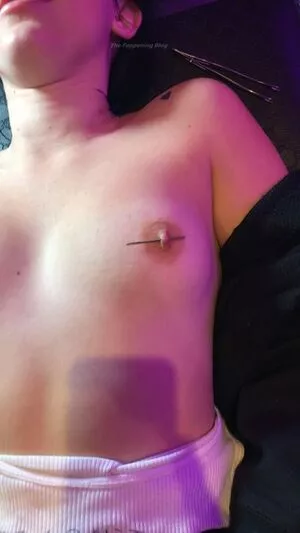Noah Cyrus OnlyFans Leaked Free Thumbnail Picture - #XxYaF1afJd