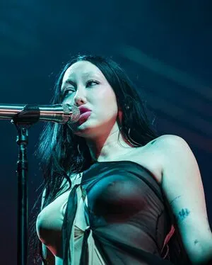 Noahcyrus OnlyFans Leaked Free Thumbnail Picture - #aNORkp9vuE