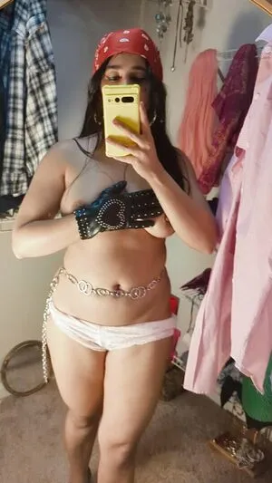 Noopur Sharma Thumbnail Picture