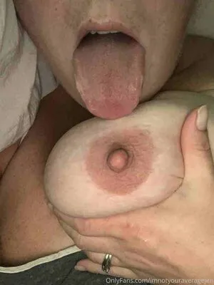Notyouraveragejen8 OnlyFans Leaked Free Thumbnail Picture - #u02FaxzztL