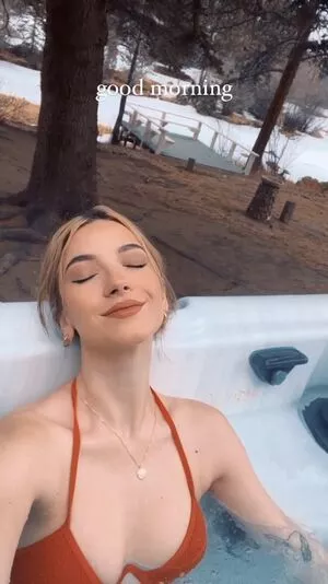 Novaleesi OnlyFans Leaked Free Thumbnail Picture - #tizehAlutr