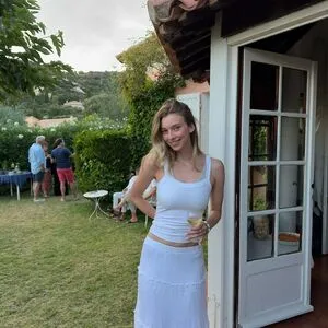 Nursevirg Thumbnail Picture