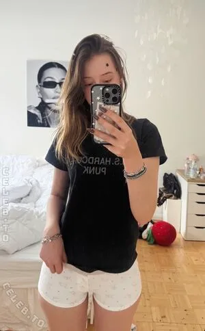 Nylaamriaa OnlyFans Leaked Free Thumbnail Picture - #AbWKp0hu24