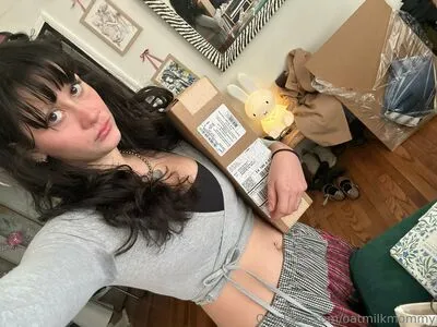 Oatmilkmommy Profile Thumbnail