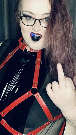 Obeymisselle OnlyFans Leaked Free Thumbnail Picture - #72RmC7OhF0